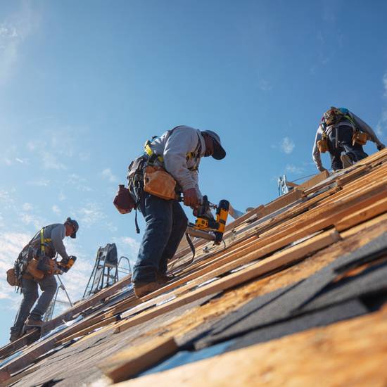 Best Roofing Pros: How to Choose Trusted Contractors for Your Home